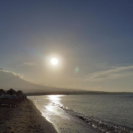 Bulih Beach Bungalows アメッド エクステリア 写真