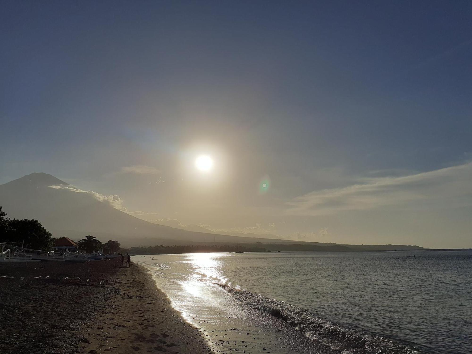 Bulih Beach Bungalows アメッド エクステリア 写真