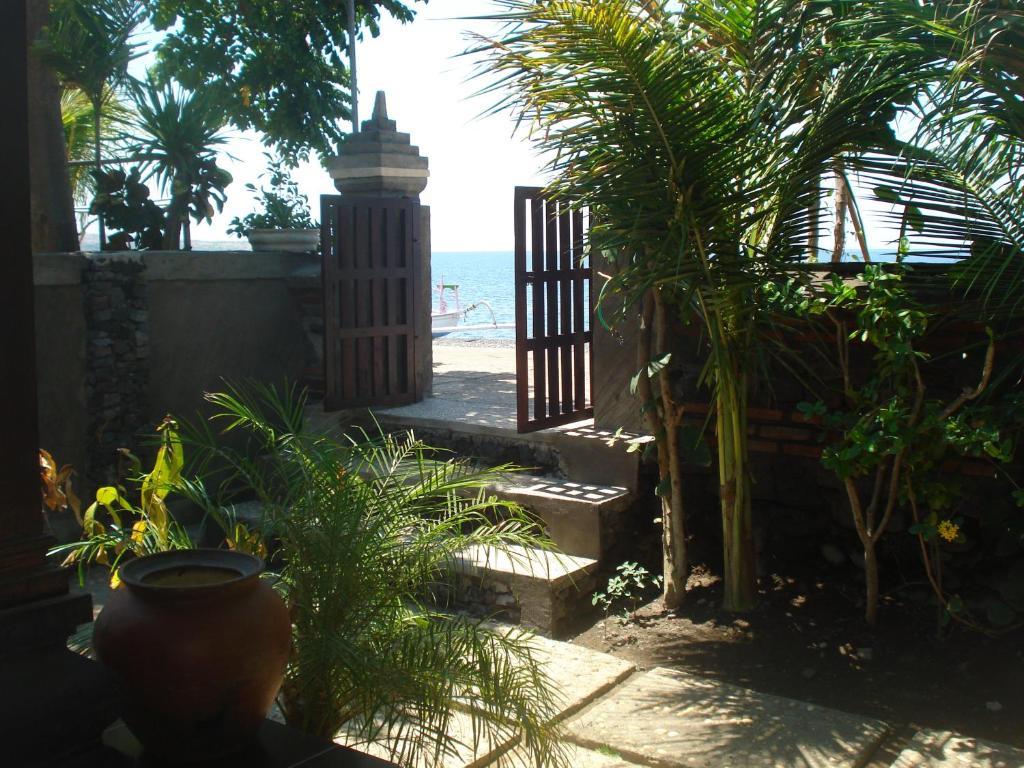 Bulih Beach Bungalows アメッド 部屋 写真
