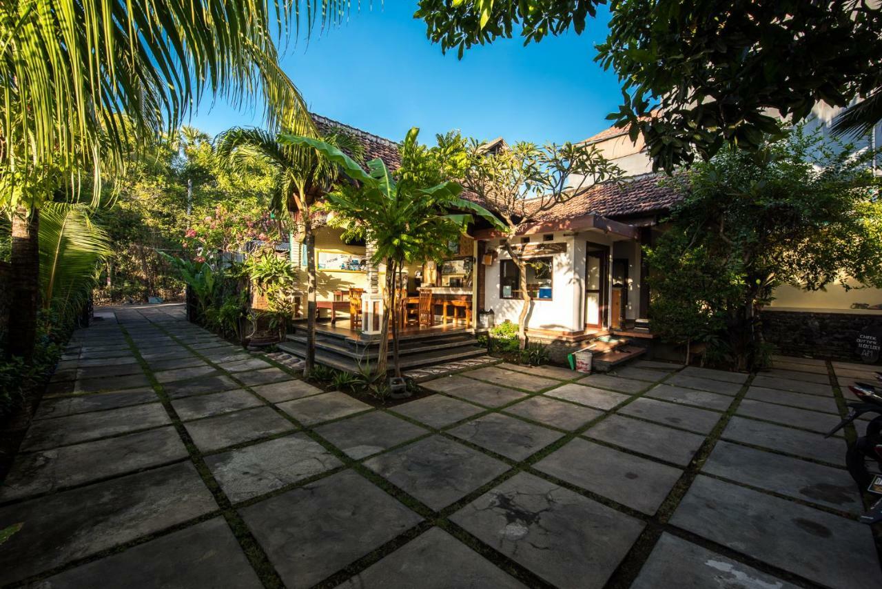 Bulih Beach Bungalows アメッド エクステリア 写真